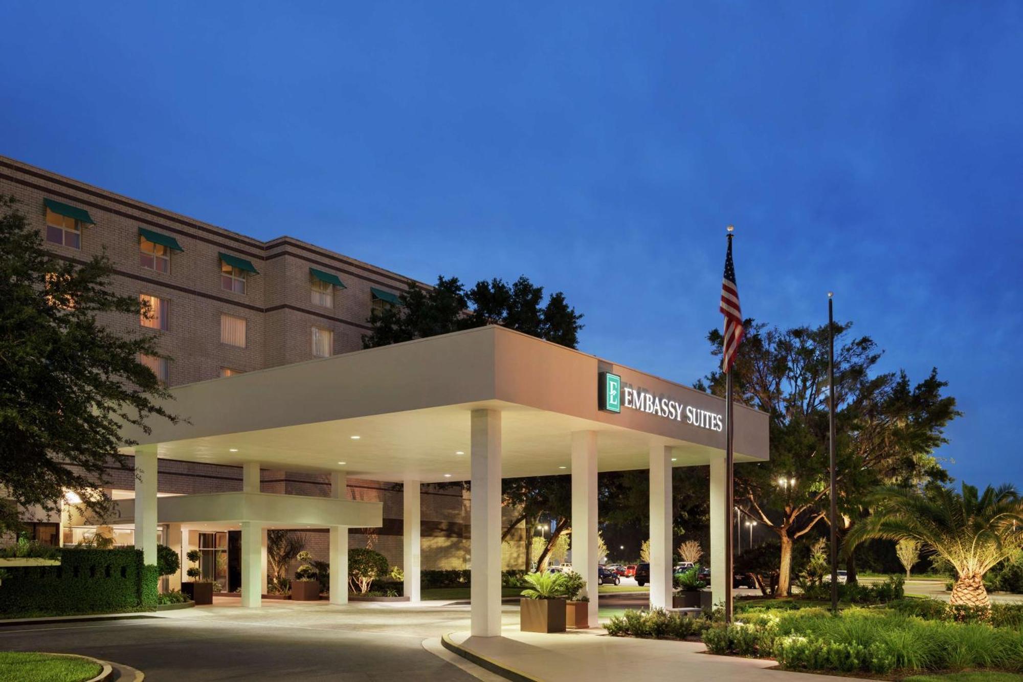 Embassy Suites Brunswick Ngoại thất bức ảnh