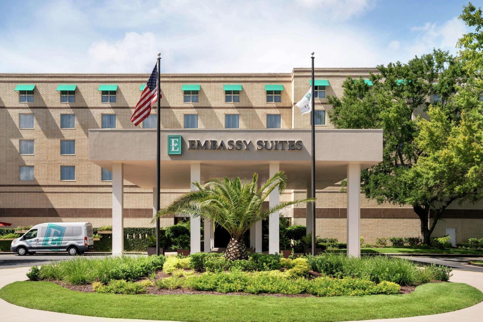 Embassy Suites Brunswick Ngoại thất bức ảnh